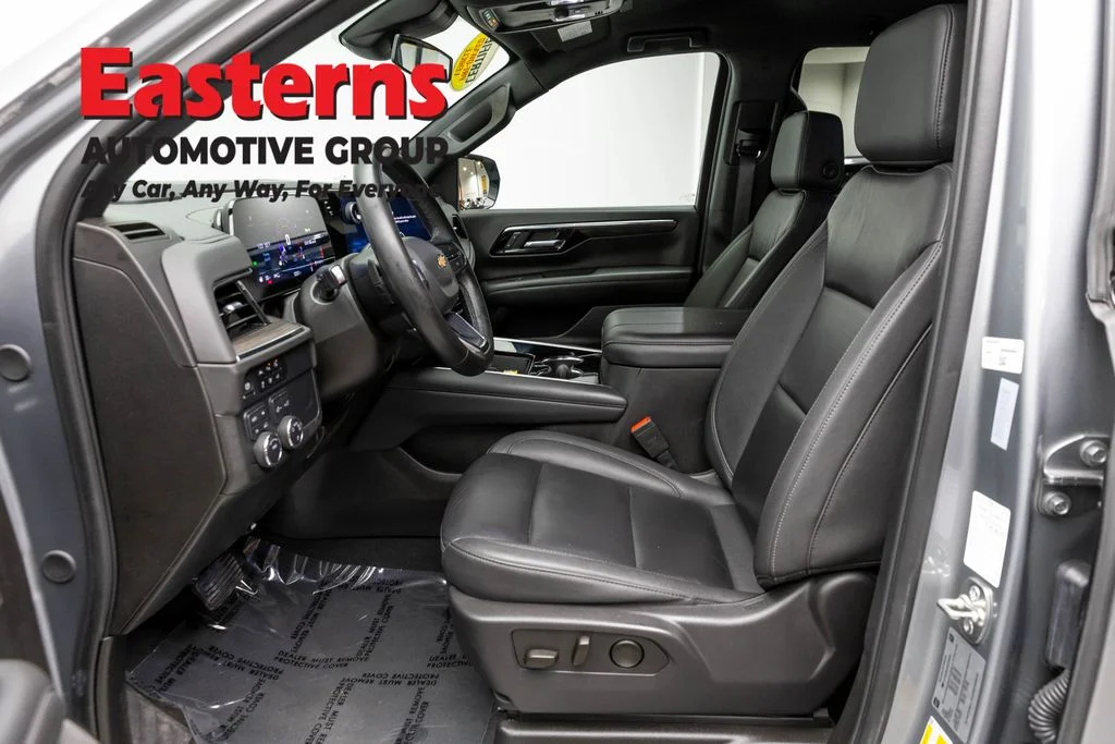 Used 2025 Gray Chevrolet LT image 14
