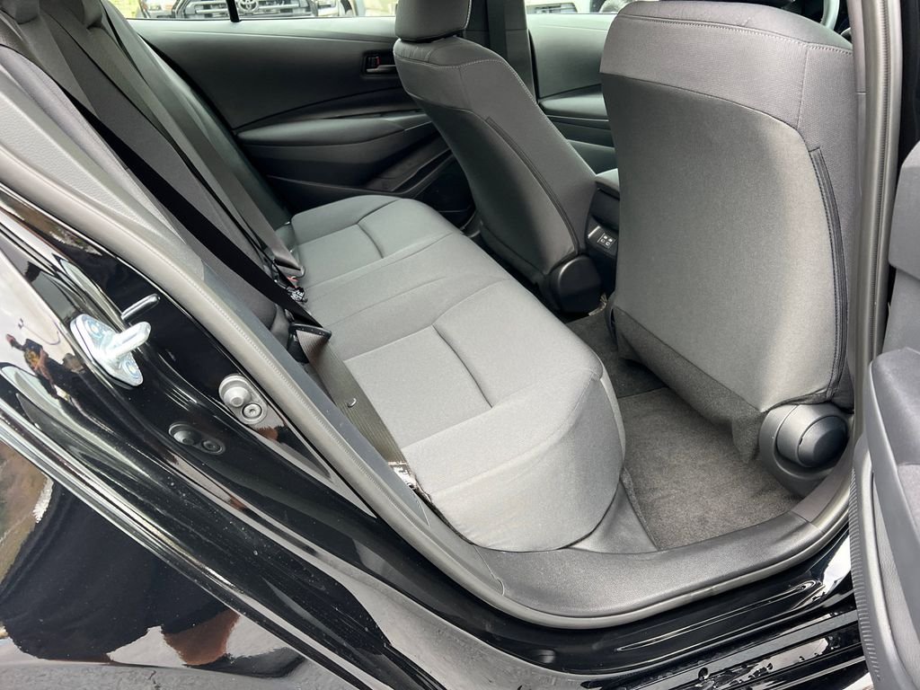 2026 Toyota Corolla LE - Photo 15