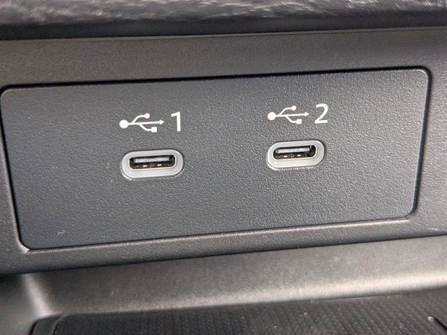 Used 2025 Graphite Gray Mitsubishi SEL image 21