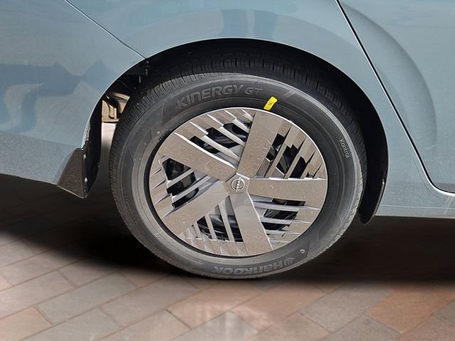 New 2026 Atlantic Gray Metallic Nissan SV image 4