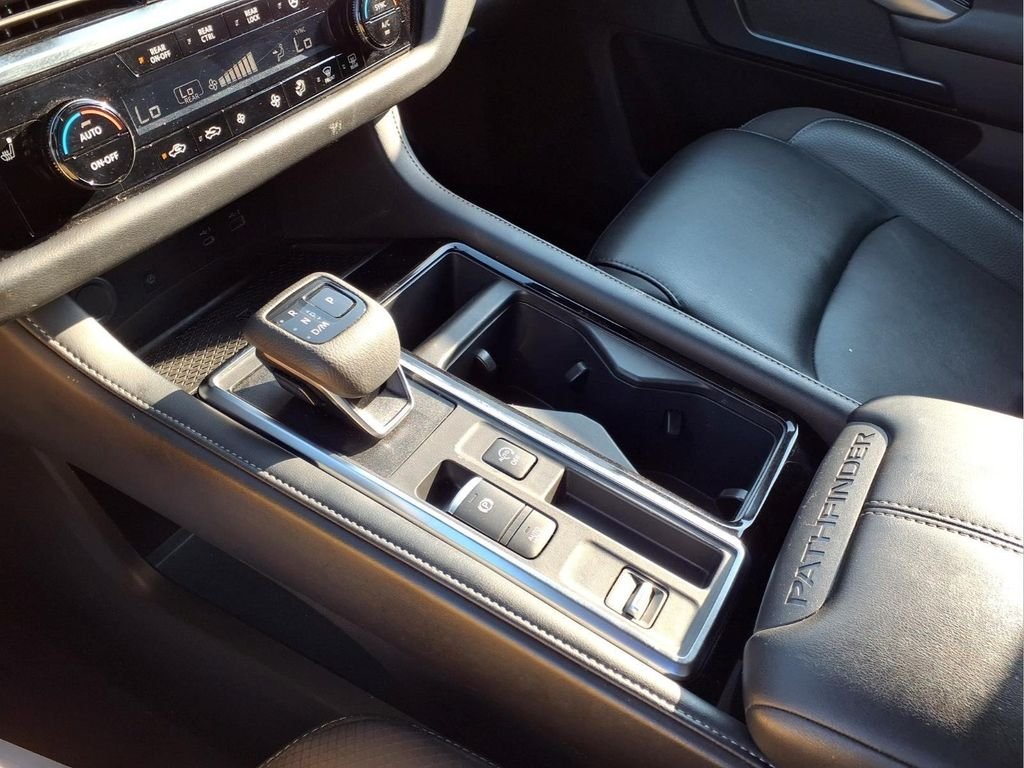 Used 2025 Gray Nissan SL image 14