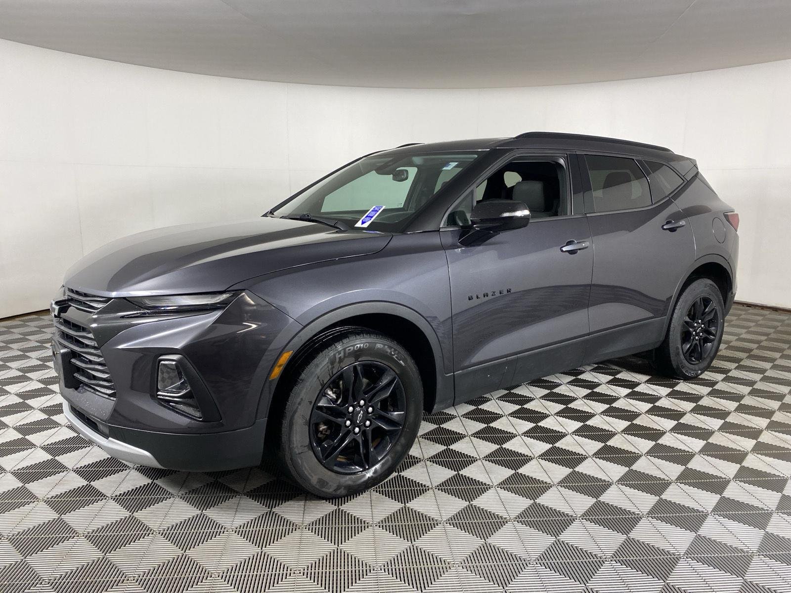 Used 2021 IRON GRAY METALLIC Chevrolet LT image 3