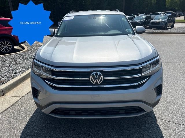 Used 2022 Silver Volkswagen 2.0T SE image 3