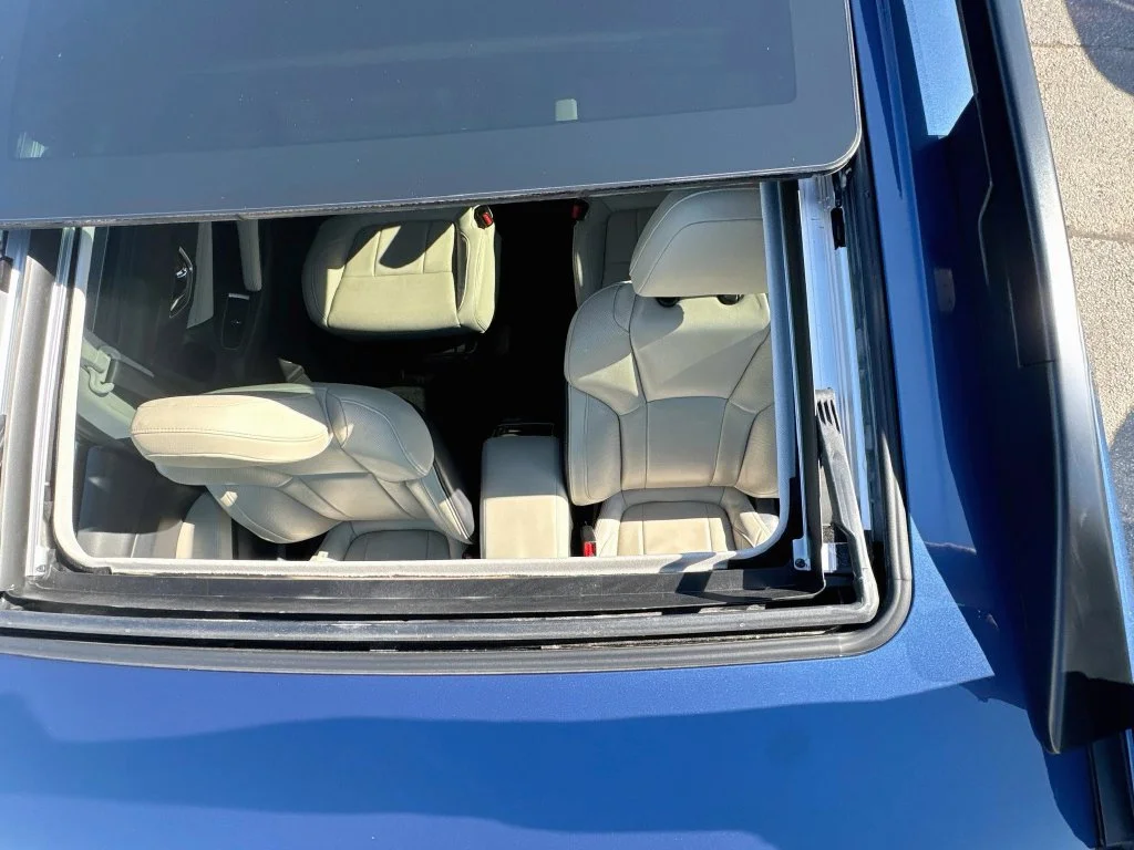 Used 2020 Blue Subaru Limited image 27