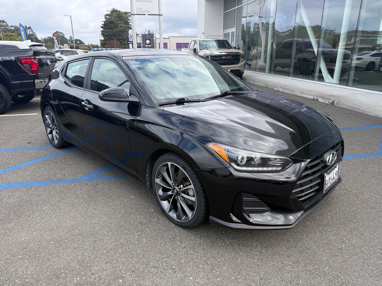 Used 2019 Hyundai Veloster Premium with VIN KMHTG6AF3KU003254 for sale in McKinleyville, CA