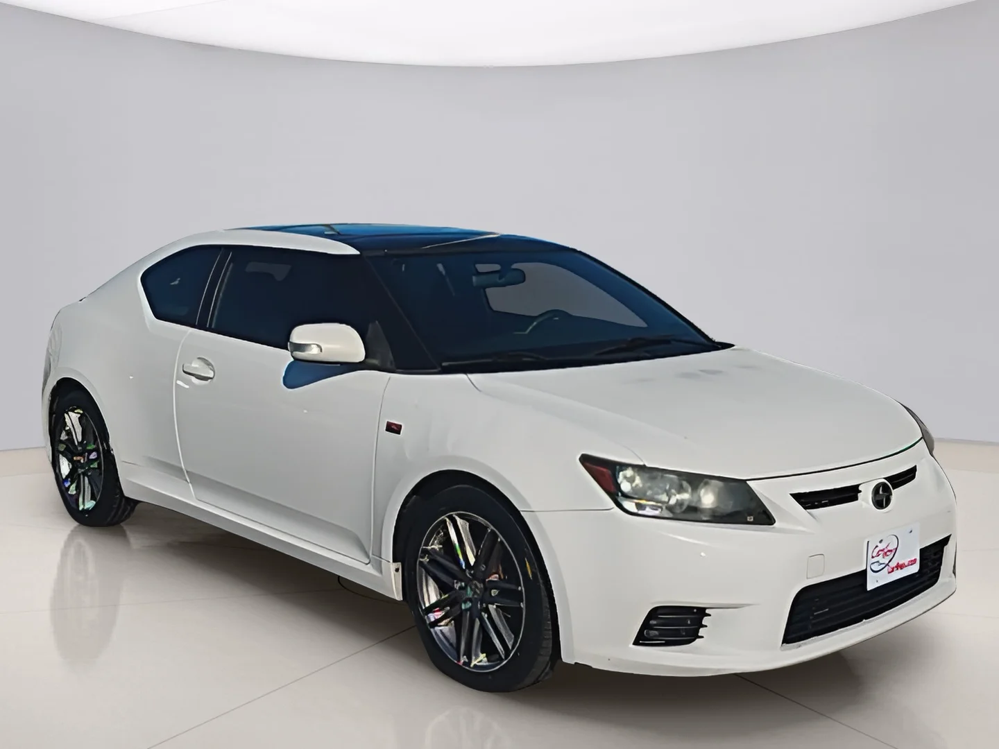 Used 2013 White Scion SPORTS CPE image 3