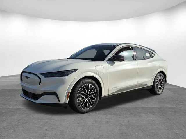 New 2026 Star White Metallic Tri-coat Ford Premium image 4
