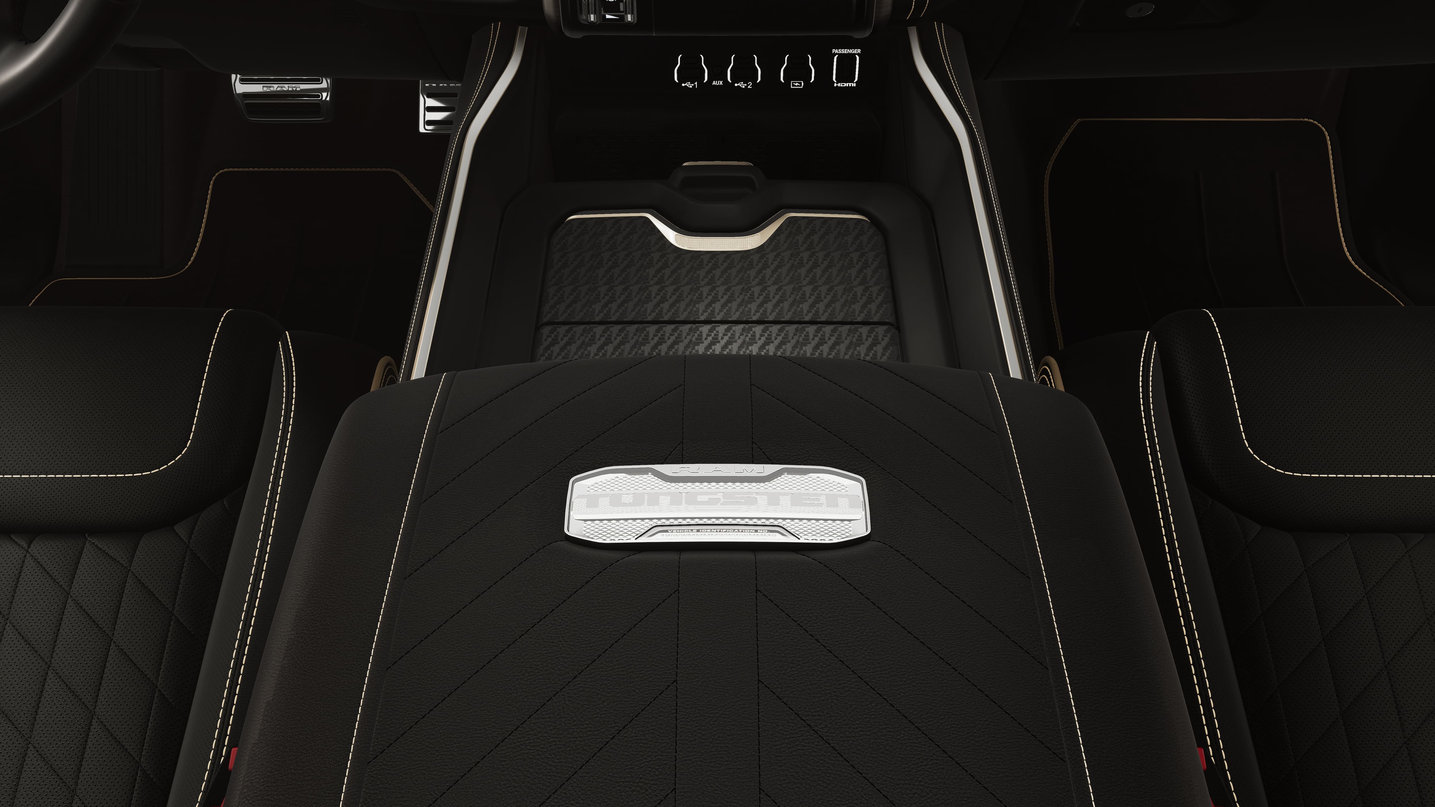 New 2026 Diamond Black Crystal Pearl-Coat Exterior Paint RAM Tungsten image 16