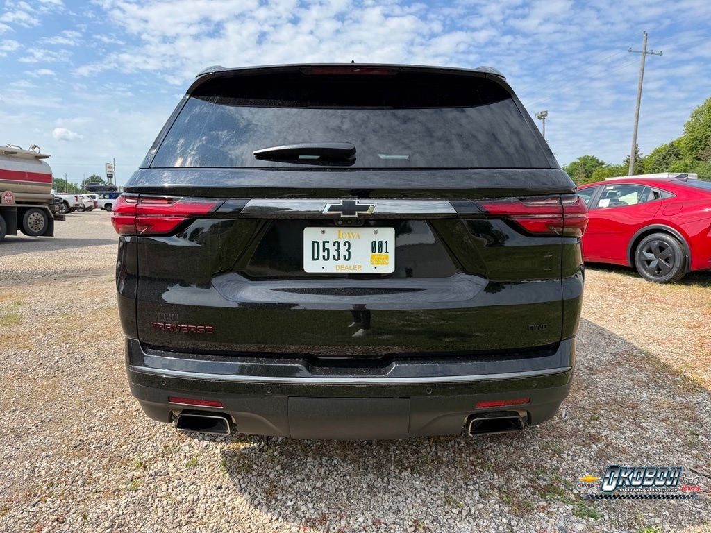 Used 2022 Black Chevrolet Premier image 5