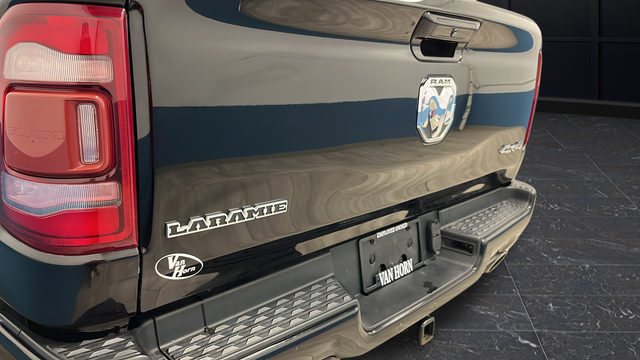 Used 2019 Diamond Black Crystal Pearlcoat Ram Laramie image 38