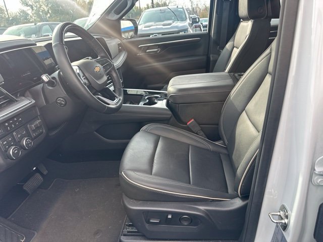 Used 2026 Polar White Chevrolet Premier image 4