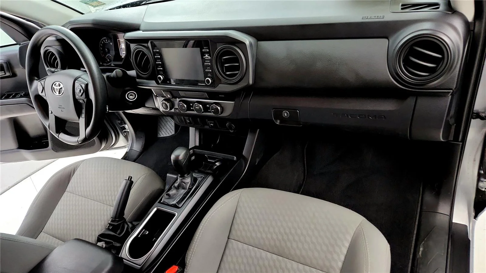2022 Toyota Tacoma SR - Photo 16