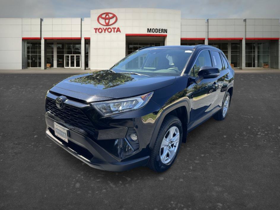 Used 2020 Midnight Black Metallic Toyota XLE image 1