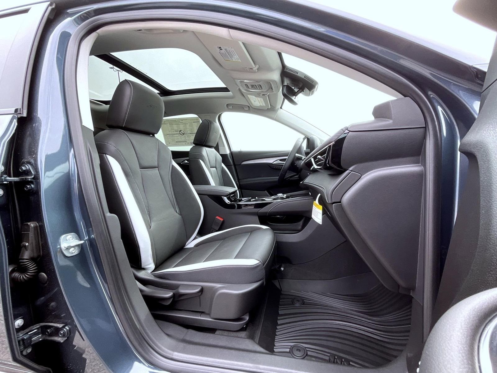 2026 Buick Envision Sport Touring - Photo 15