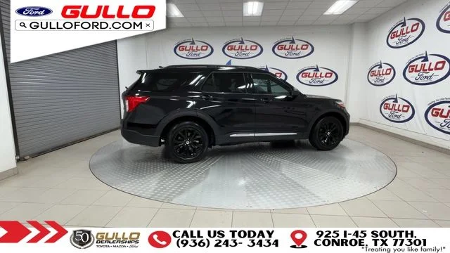 Certified Used 2023 Black Metallic Ford XLT image 6
