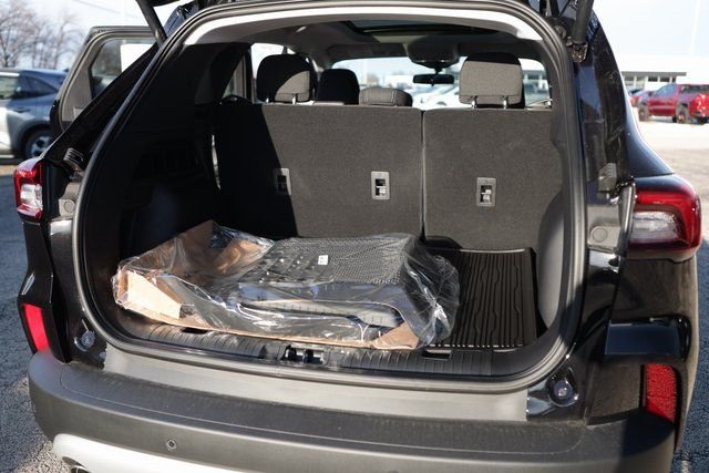 New 2026 Agate Black Metallic Ford Active® image 35