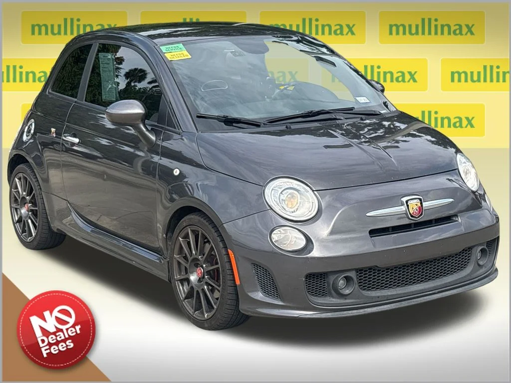 2015 FIAT 500 Abarth's photo