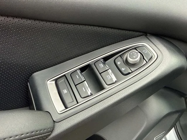 New 2026 ICE SILVER METALLIC Subaru Touring 7-Passenger image 67
