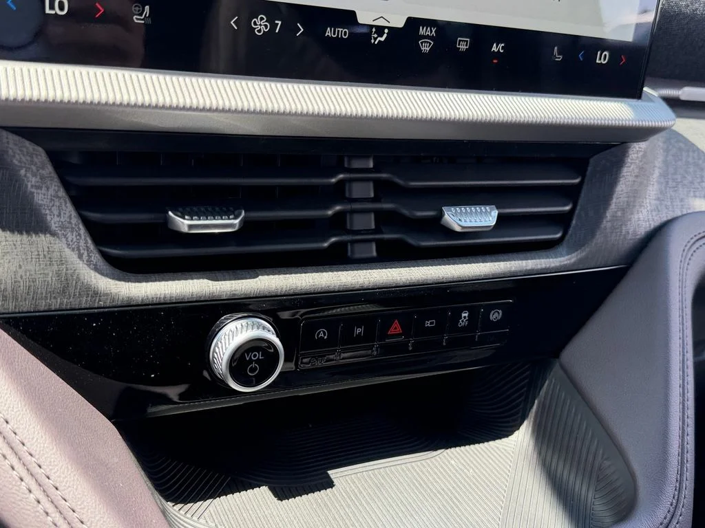 New 2026 Agate Black Metallic Ford Platinum™ image 13