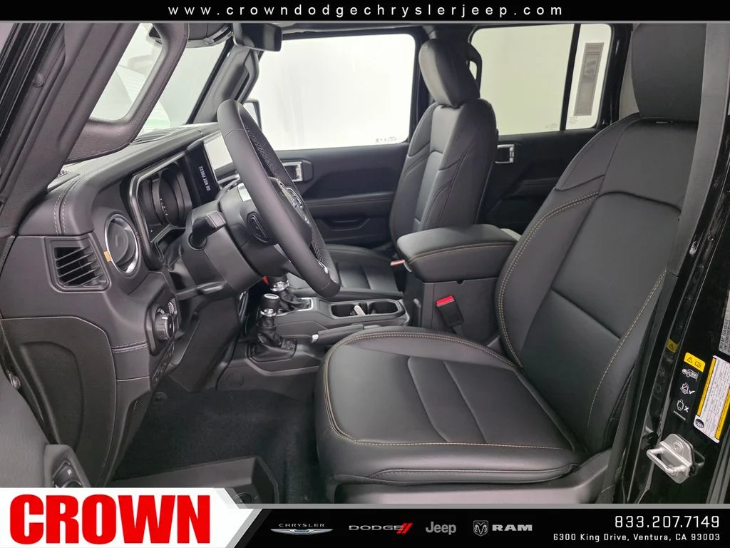 New 2026 Black Clear-Coat Exterior Paint Jeep Sahara image 12