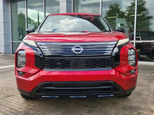 New 2026 Red Nissan SL image 3