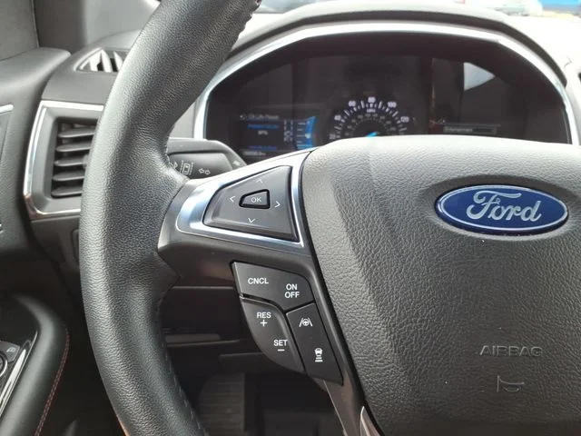 Used 2020 Black Ford Titanium image 25