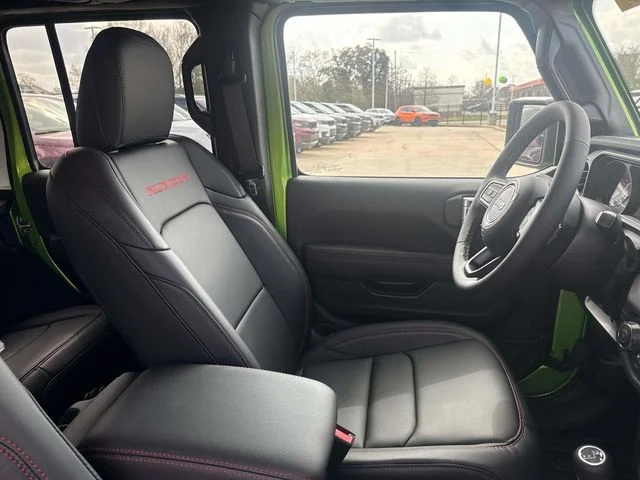 2025 Jeep Wrangler 4-Door Rubicon - Photo 24