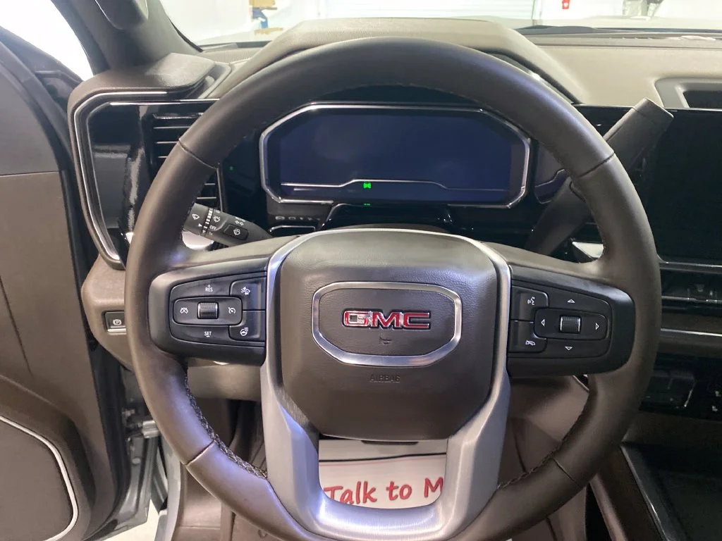 Used 2024 Silver GMC SLT image 18