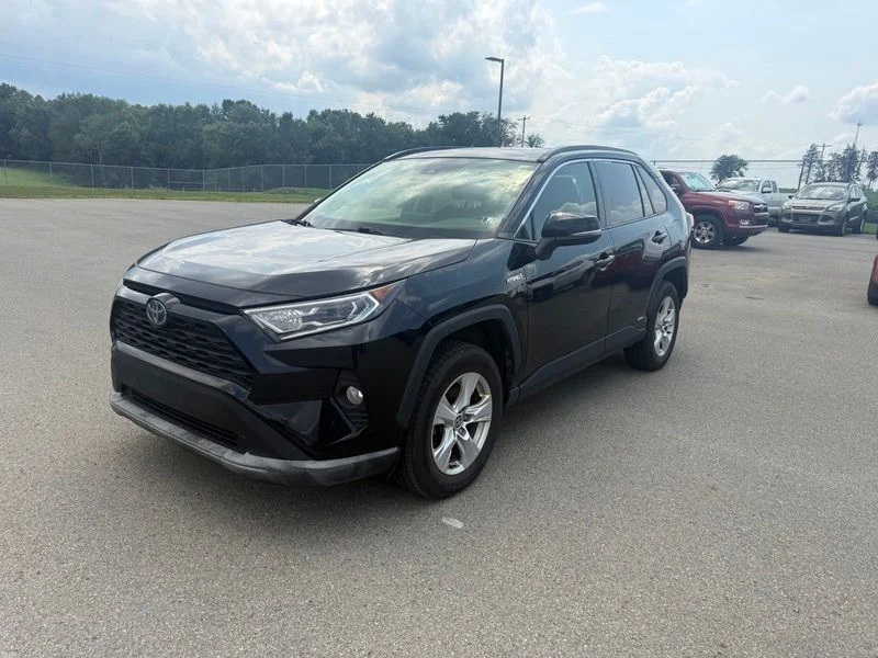 Used 2021 Black Toyota XLE image 2