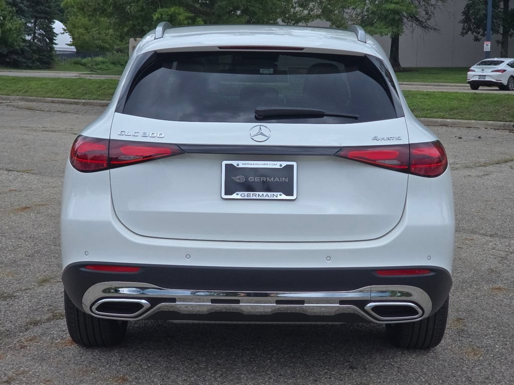 New 2027 Polar White Mercedes-Benz GLC 300 image 54