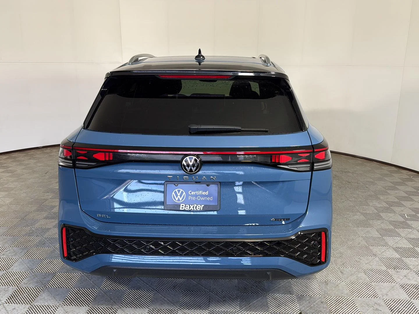 Certified Used 2025 BLUE Volkswagen SEL R-Line image 6