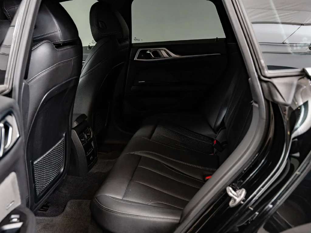 Used 2023 Jet Black BMW eDrive35 image 44