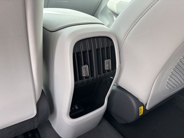 New 2026 Abyss Black Pearl Hyundai SEL Premium image 31