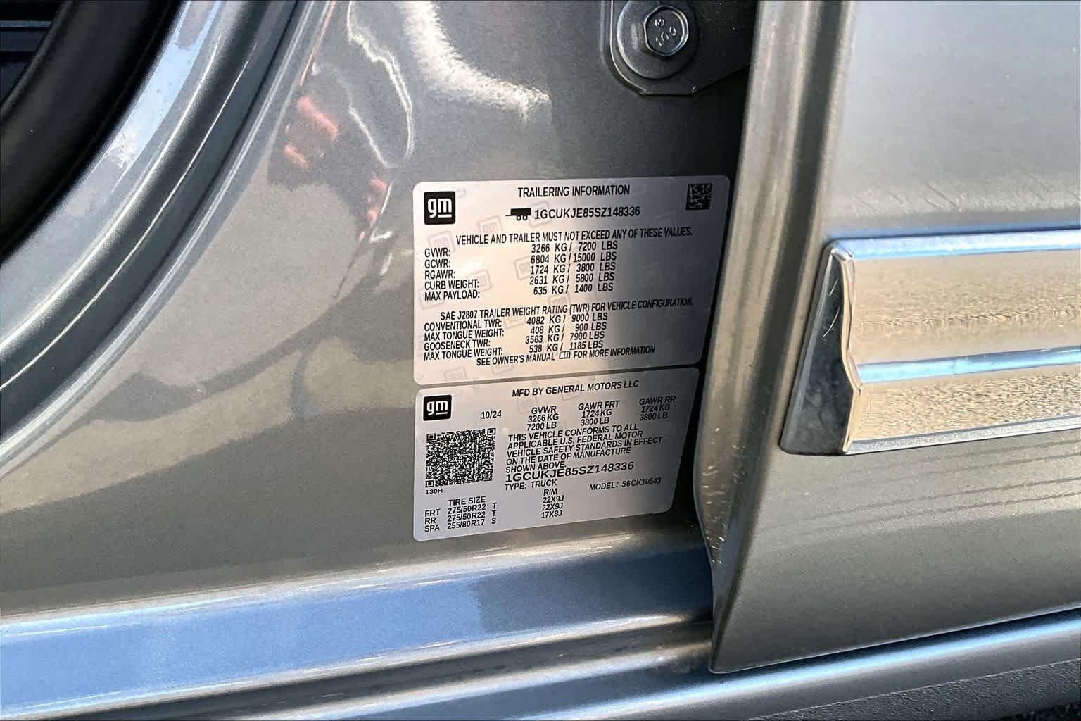 Used 2025 Sterling Gray Metallic Chevrolet High Country image 36