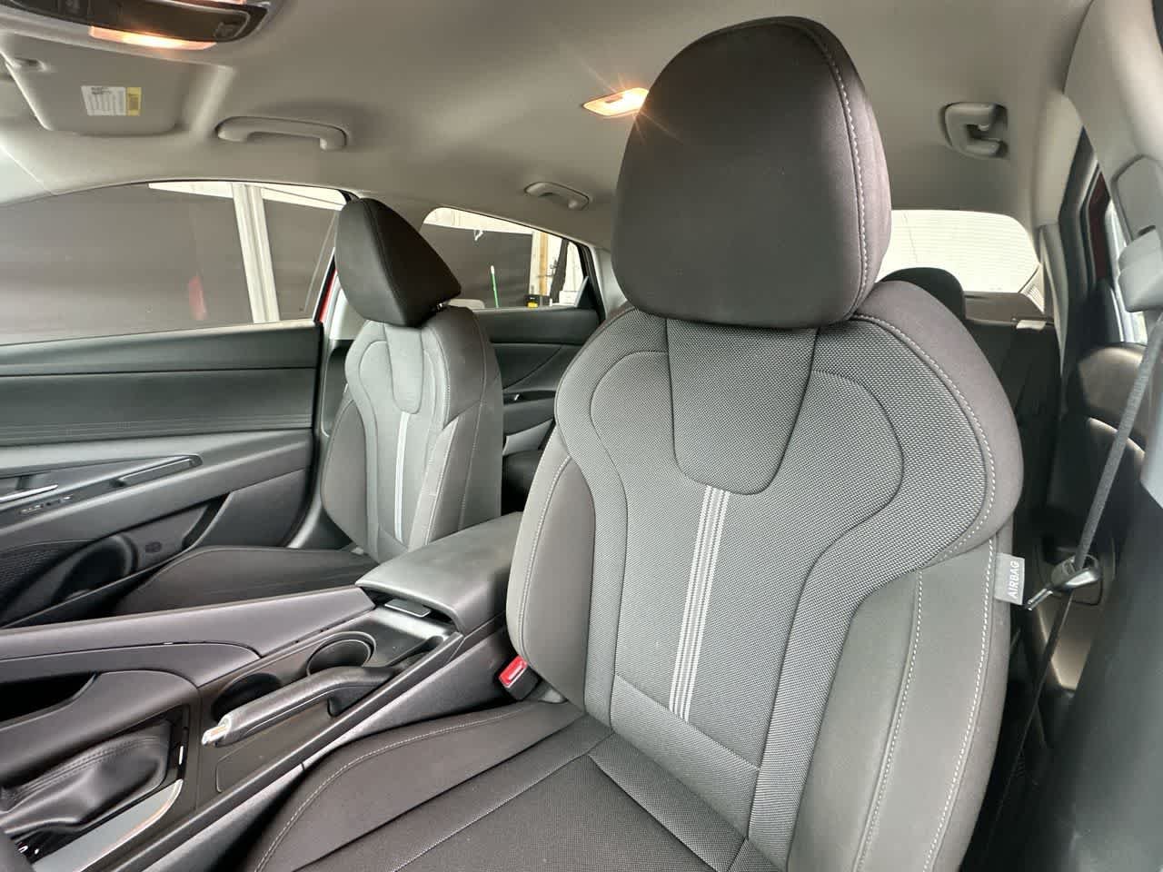 2026 Hyundai Elantra SE - Photo 14
