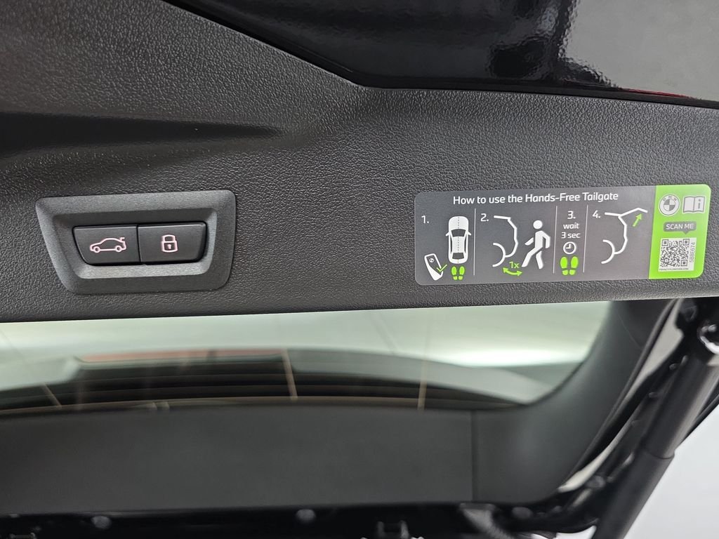 New 2026 Black Sapphire Metallic BMW xDrive40i image 13