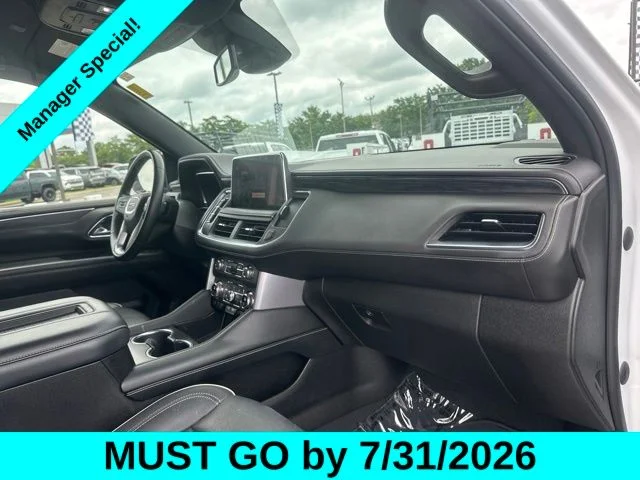 Used 2023 White GMC SLT image 34