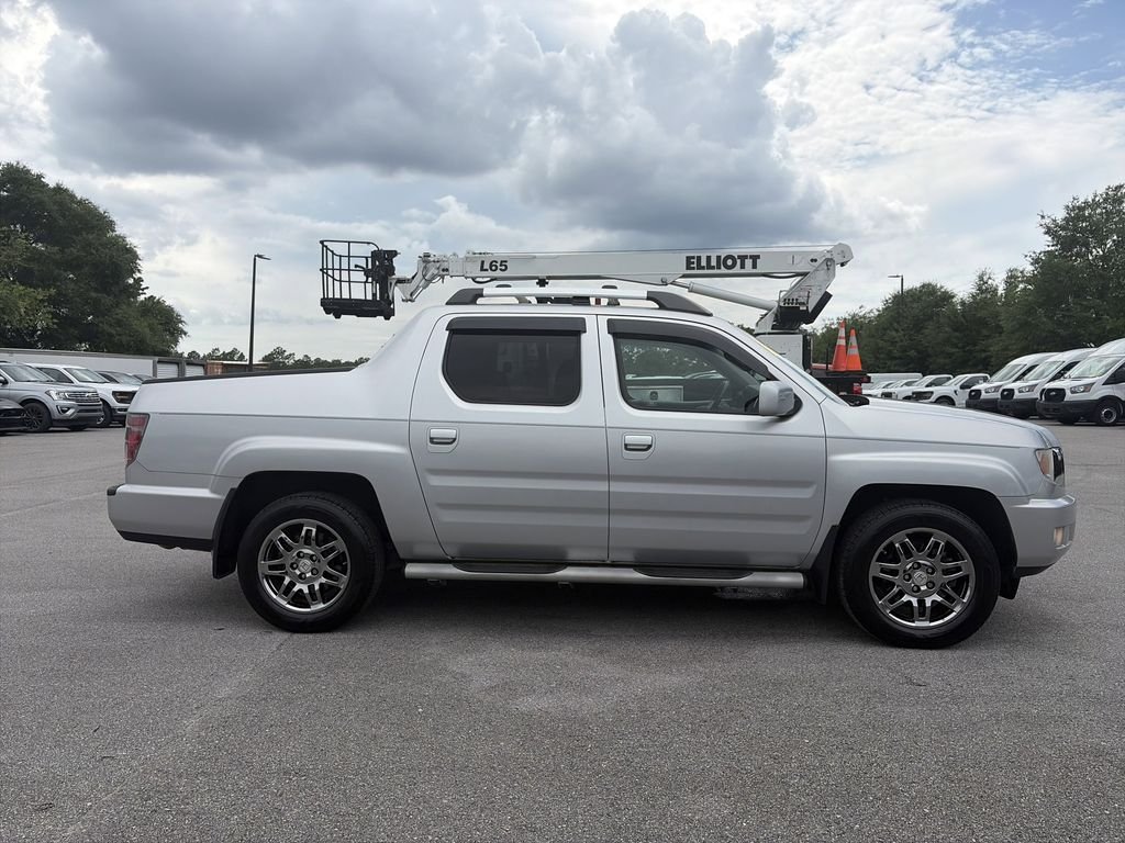 Used 2012 Silver Honda RTL image 8