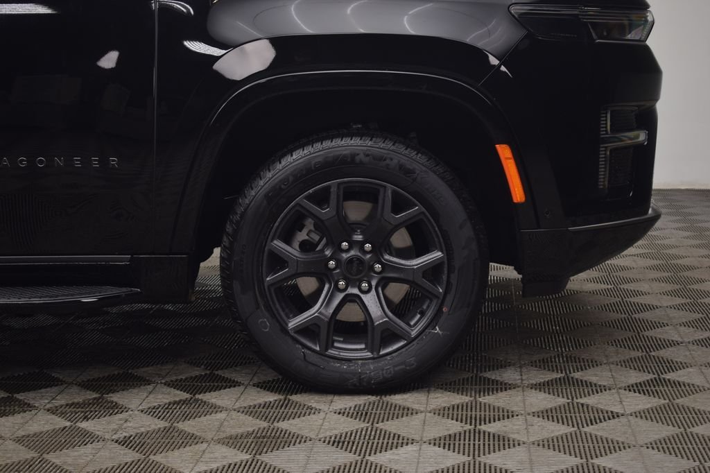 New 2026 High Gloss Black Exterior Paint Jeep Limited Altitude image 7