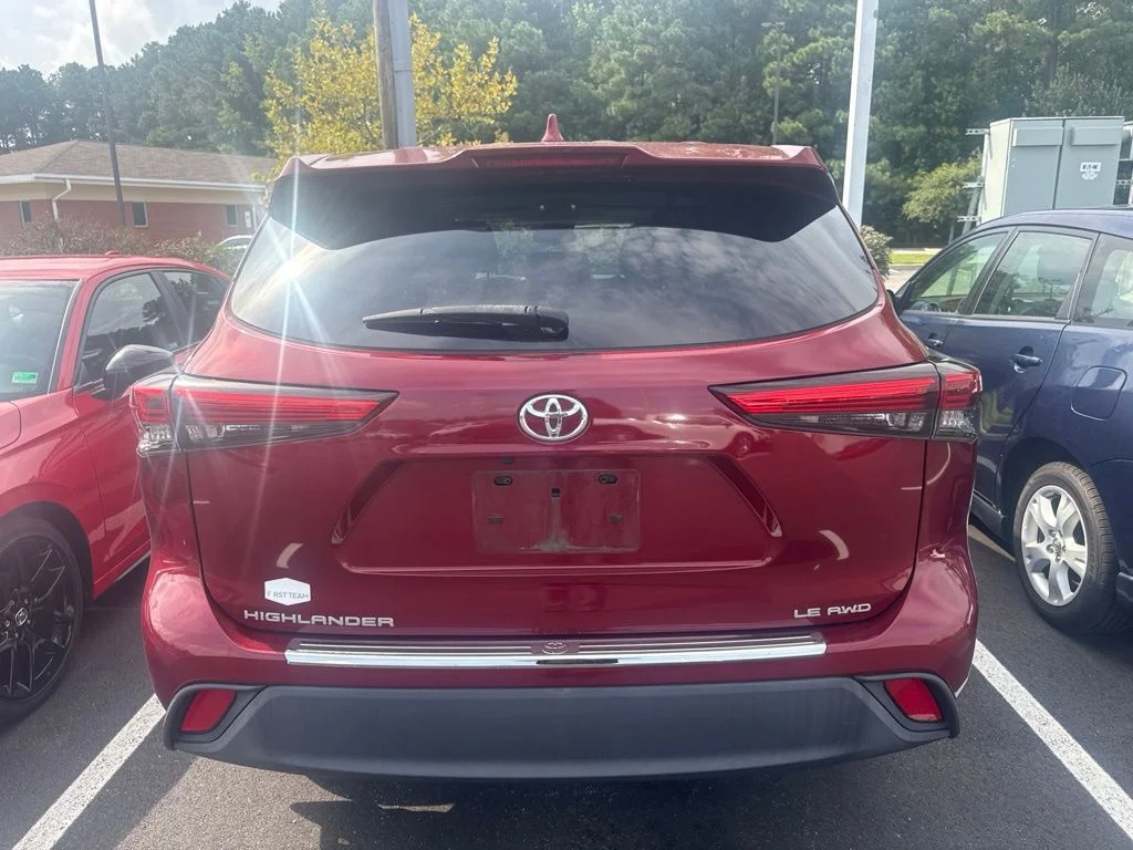 Used 2020 Red Toyota LE image 13