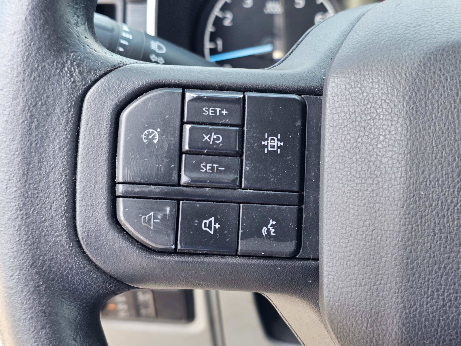 Used 2021 White Ford XL image 20