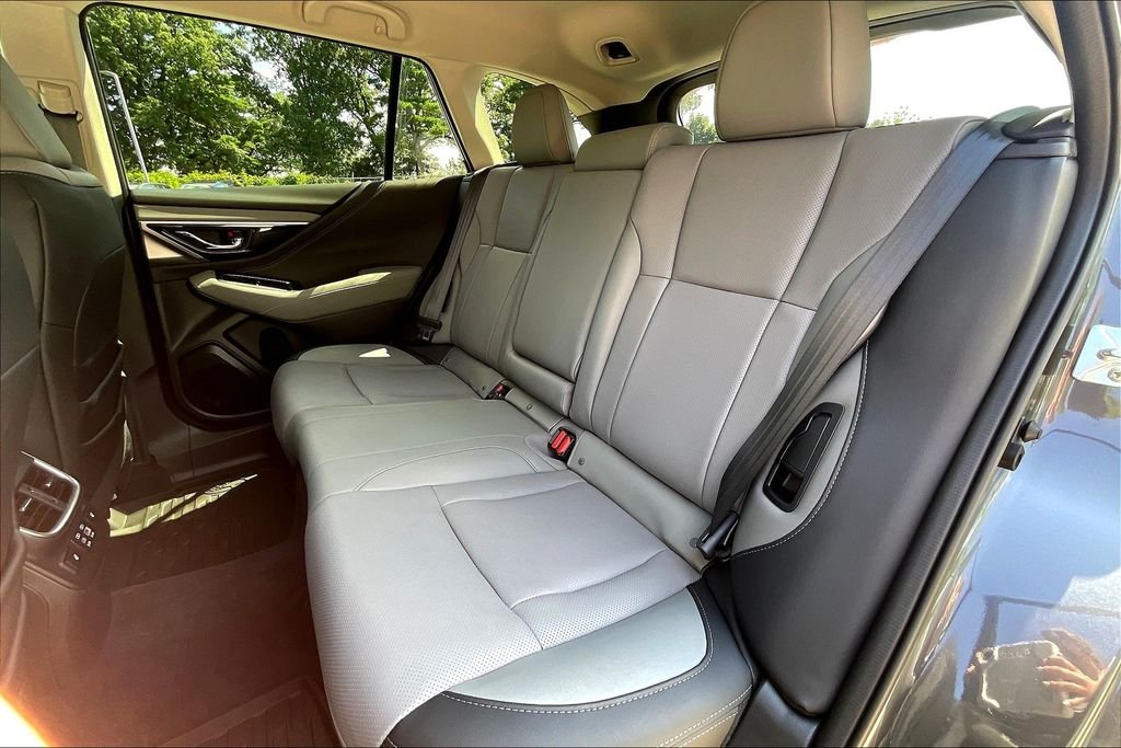 2025 Subaru Outback Limited - Photo 26