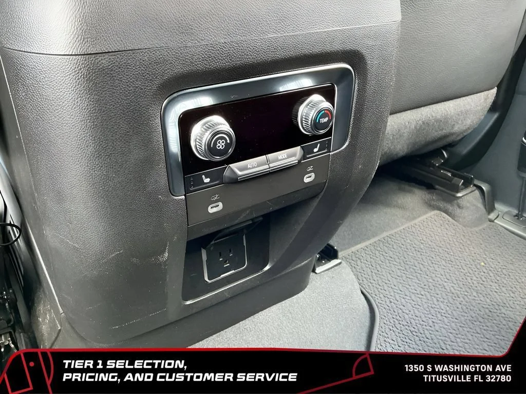 Used 2024 Summit White GMC Denali image 20