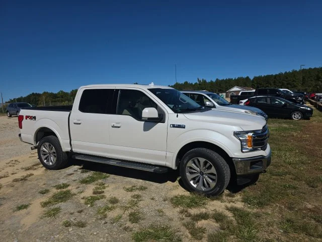 Used 2018 White Ford Lariat image 9