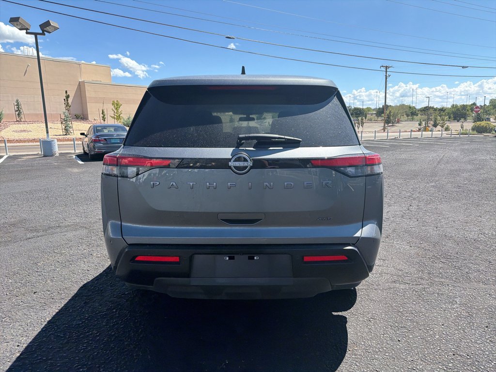 Used 2026  Nissan S image 4