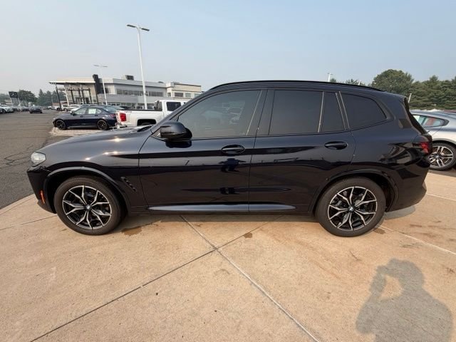 Certified Used 2022 Black BMW xDrive30i image 4