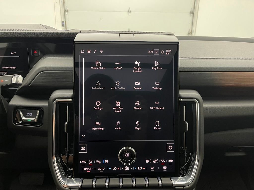 New 2026 Summit White GMC Denali image 30