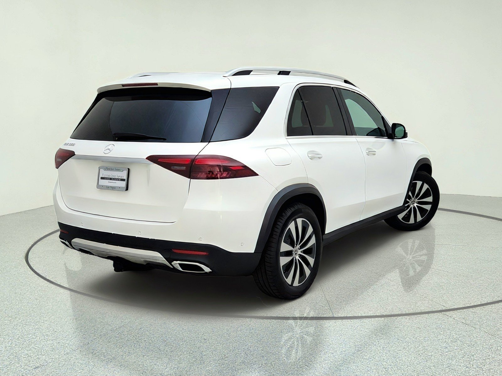 Certified Used 2026 Polar White Mercedes-Benz GLE 350 image 9
