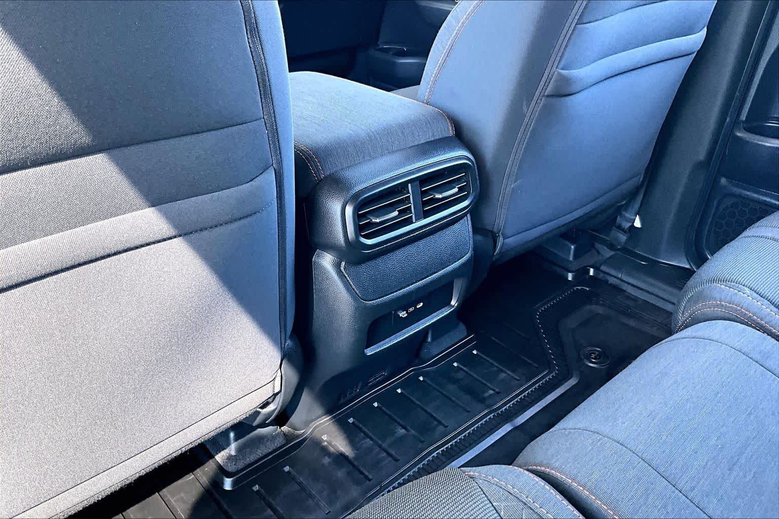 2025 Honda Pilot Sport - Photo 34