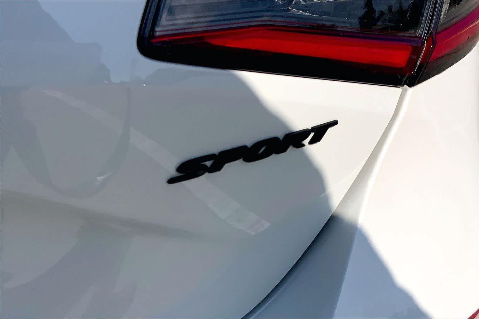 Used 2026 Platinum White Pearl Honda Sport image 10